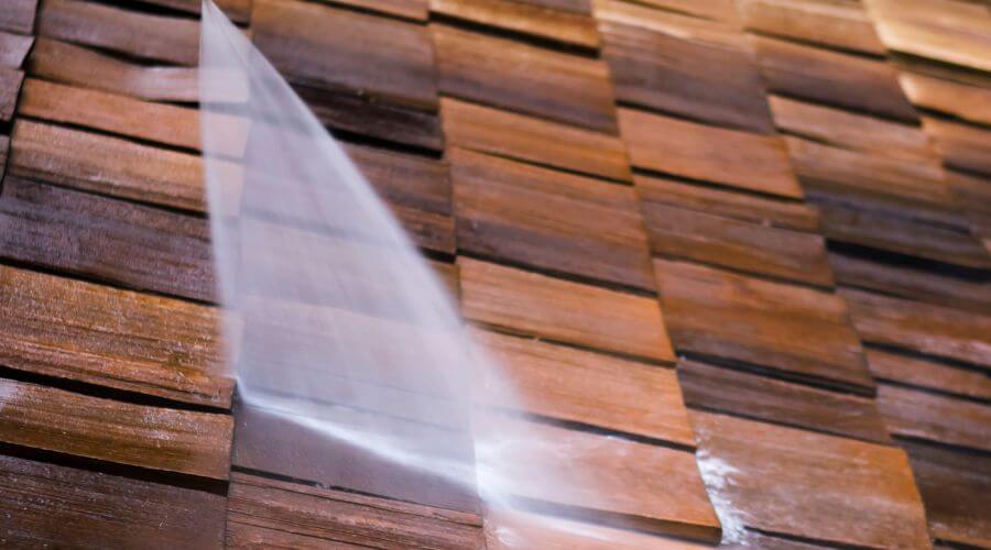 Professional gutter cleaning in Leighton, AL